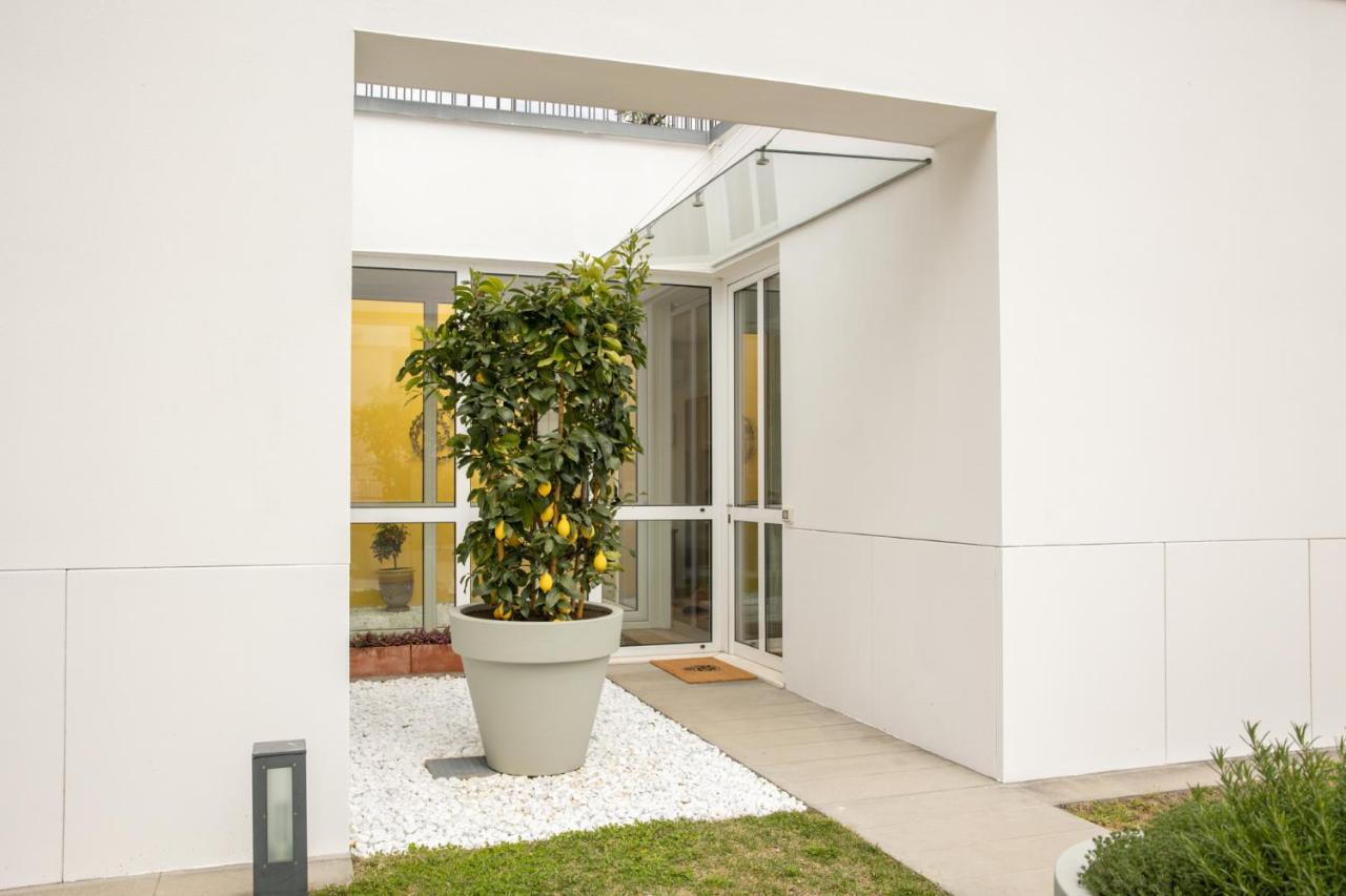 Lakefront Contemporary - By My Home In Como Cadenabbia Экстерьер фото